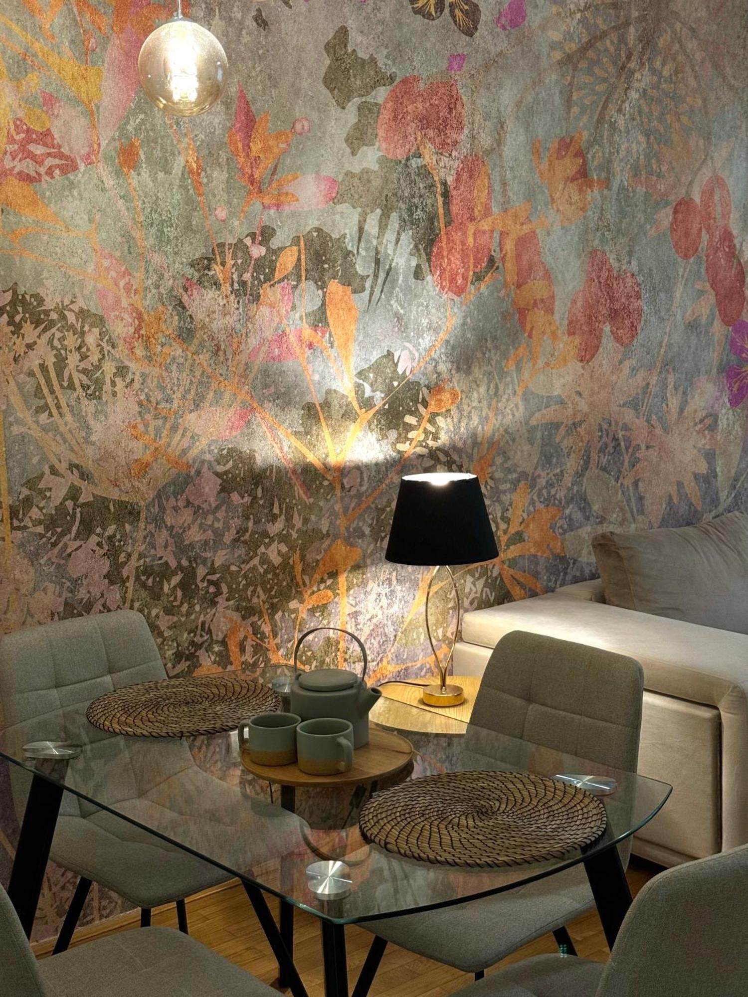 7 Emperors Central Suite Белград Екстериор снимка